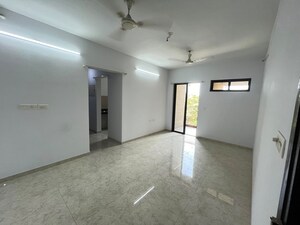 1.5 BHK Apartment For Rent in Lodha Lakeshore Greens, Dombivli East
