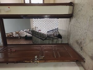 Furnished Amenities in 2 BHK Builder Floor at East Of Kailash – for Rent