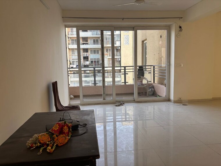 Bedroom, tulip-violet 4 Bedroom 2010 Sq.Ft. Apartment In Sector 69 Gurgaon 10444907