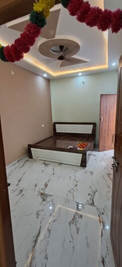 2 BHK + Servant Room Independent House For Rent in Gomti Nagar