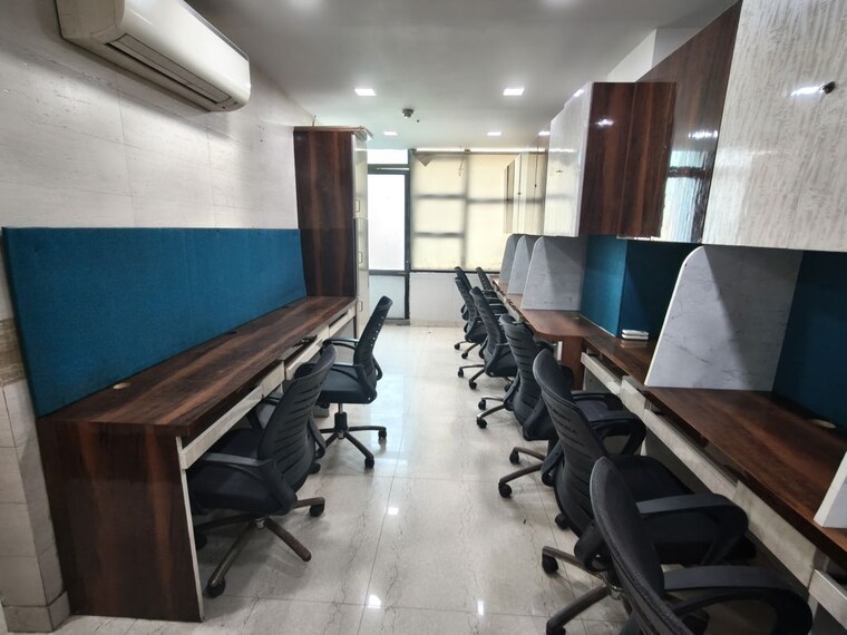 undefined, netaji subhash place Commercial Office Space 780 Sq.Ft. In Netaji Subhash Place Delhi 10444964