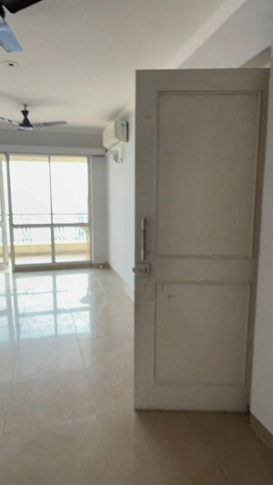 Room in 4 BHK Apartment at Conscient Heritage One, Sector 62 – for Sale