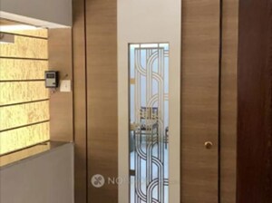  2 BHK Apartment at Group Seven Rushi Heights, Goregaon East – for Rent