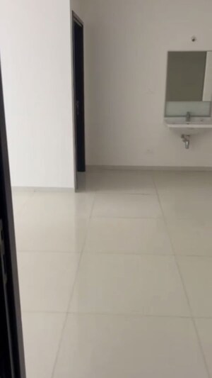 Room in 3 BHK Apartment at Rajapushpa Provincia, Narsingi – for Rent