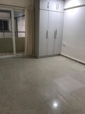 Room in 3 BHK Apartment at PWS 7 Hills, Narsingi – for Rent
