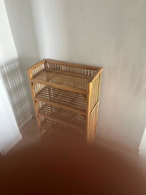 Room in 3 BHK Apartment at Ellisbridge – for Rent