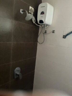 Furnished Amenities in 3 BHK Apartment at Ellisbridge – for Rent