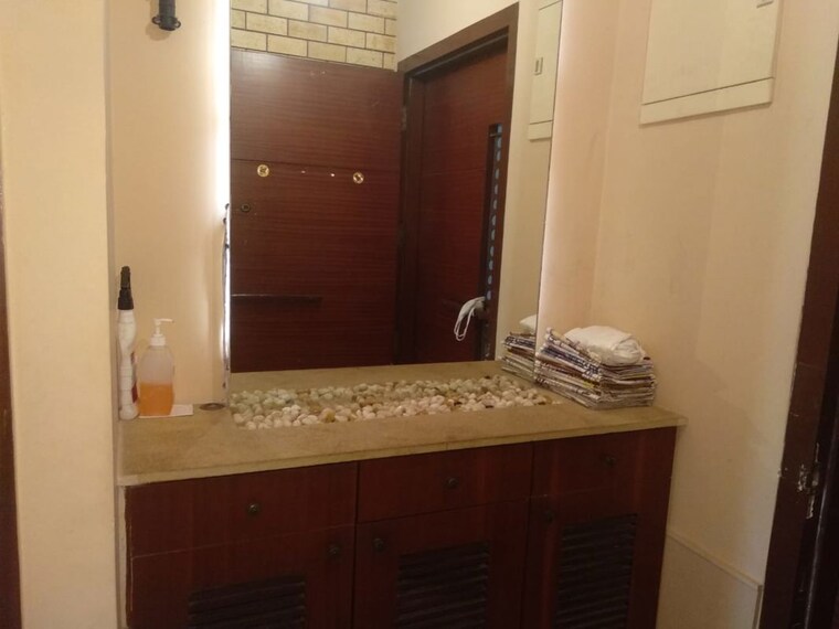 Bedroom, oberoi-springs 2.5 Bedroom 1350 Sq.Ft. Apartment In Andheri West Mumbai 10432180