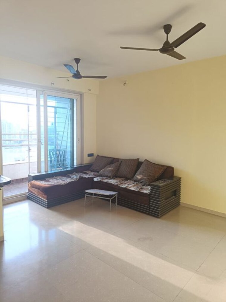 Living Room, rosa-gardenia 2 Bedroom 600 Sq.Ft. Apartment In Ghodbunder Road Thane 10445124