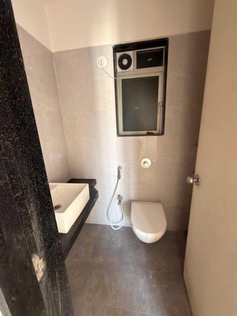 Bathroom, ashar-metro-towers 2 Bedroom 900 Sq.Ft. Apartment In Vartak Nagar Thane 10445105
