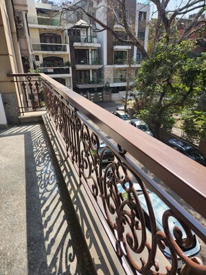 Balcony in 3 BHK Builder Floor at Safdarjung Enclave – for Sale