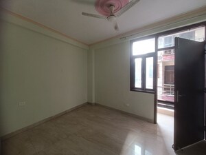 Room in 2 BHK Builder Floor at Jawahar Nagar – for Rent