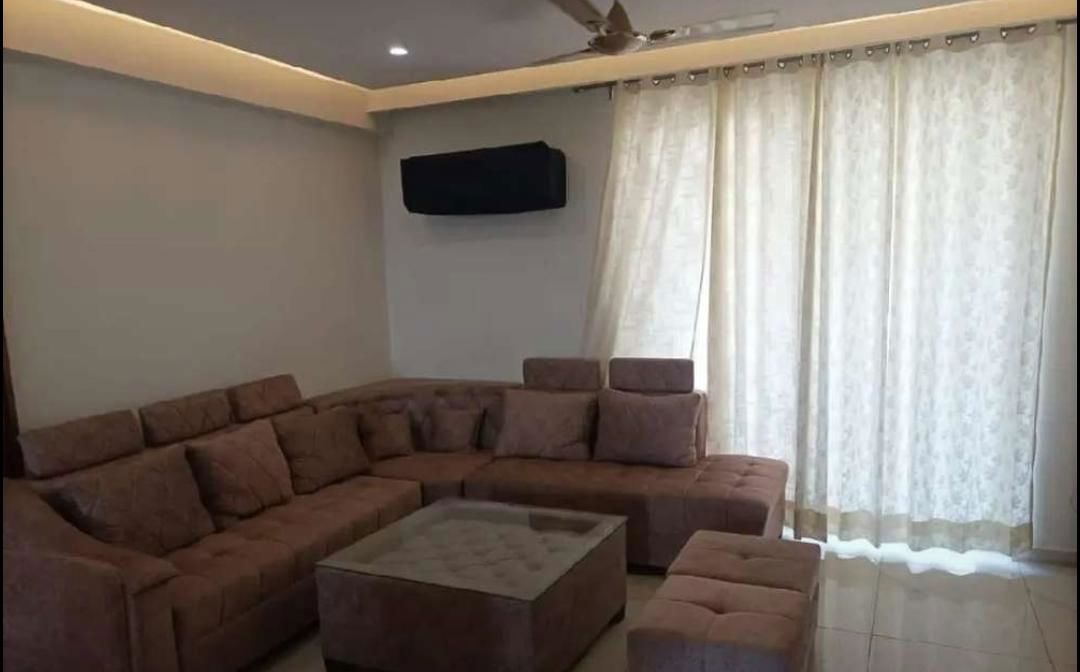 3 BHK 1800 Sq.Ft. Apartment in Riverdale Hazelwood Residences