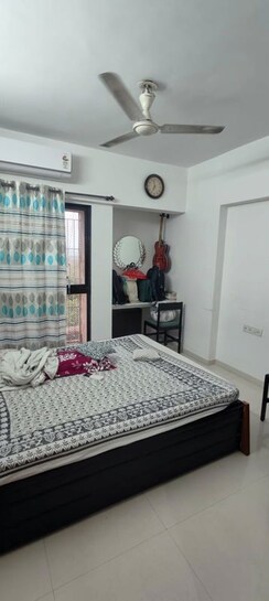 2 BHK + Study Room Apartment For Rent in Metropolis Rivera