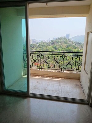 Bedroom in 2 BHK Apartment at Anant Metropolis Insignia Towers, Kasarvadavali – for Rent