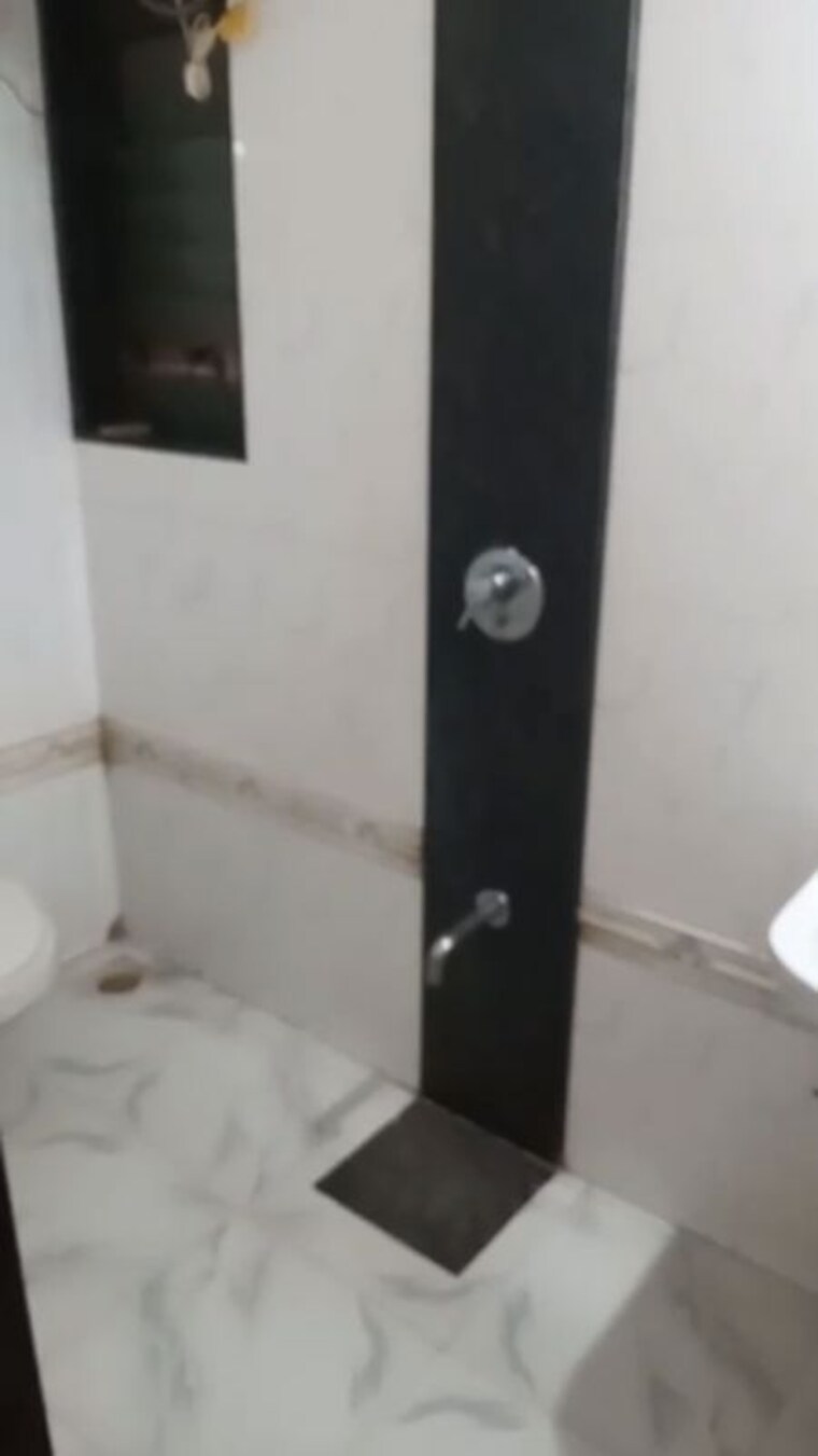 Bathroom, concrete-sai-sansar 2 Bedroom 700 Sq.Ft. Apartment In Chembur Mumbai 10445228