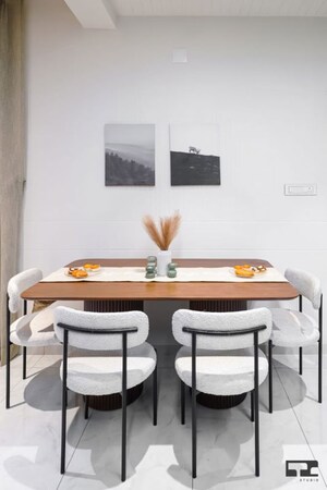 Dining Room in 3 BHK Apartment at Chandramauleshwar Nagar – for Sale