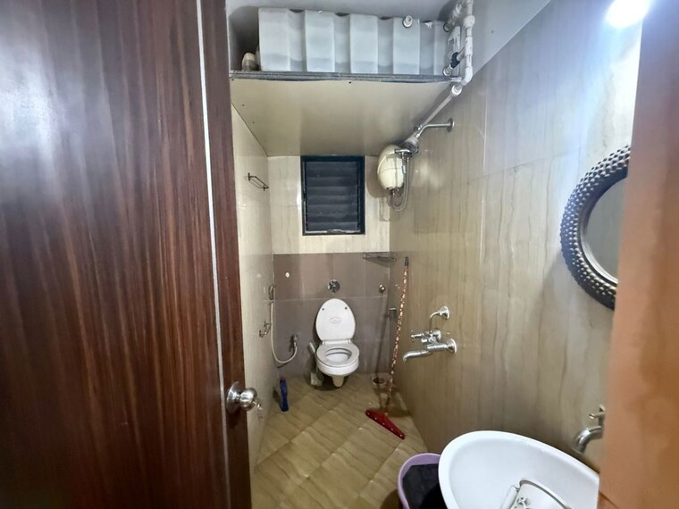 Bathroom, raunak-bliss-b2 1 Bedroom 400 Sq.Ft. Apartment In Ghodbunder Road Thane 10445325