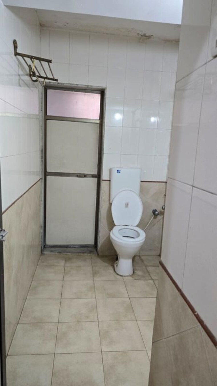 Bathroom, raunak-bliss-phase-a3 1 Bedroom 400 Sq.Ft. Apartment In Ghodbunder Road Thane 10445340