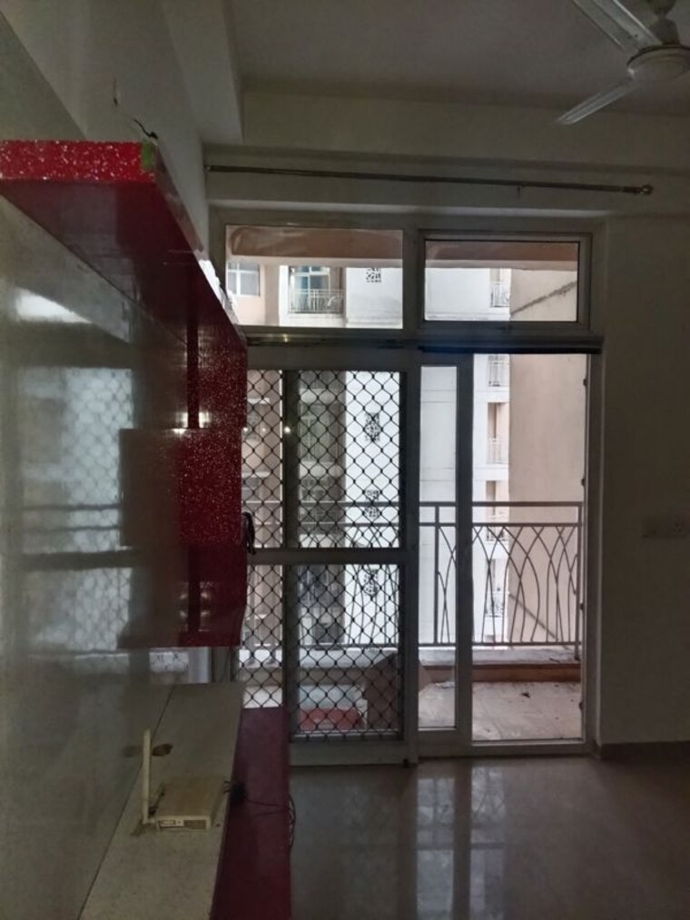 Room, mahagun-my-woods 3 Bedroom 1240 Sq.Ft. Apartment In Sector 16c Greater Noida Greater Noida 10442512