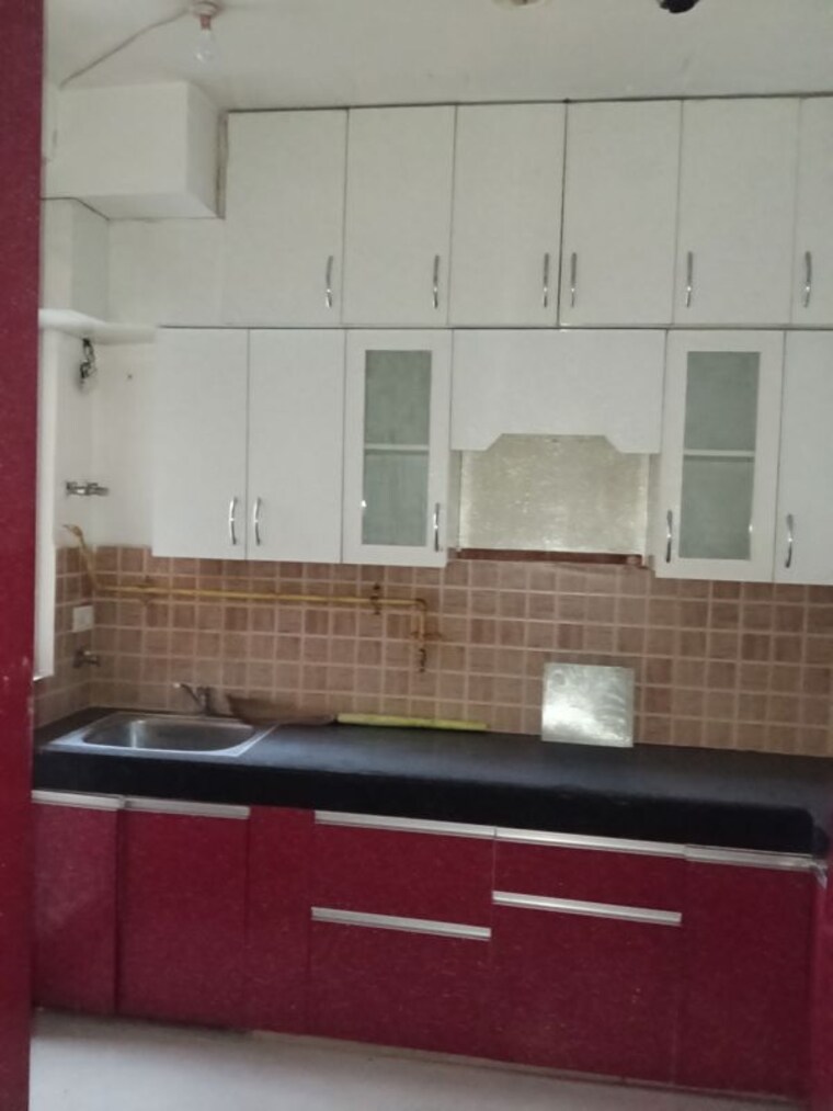 Kitchen, mahagun-my-woods 3 Bedroom 1240 Sq.Ft. Apartment In Sector 16c Greater Noida Greater Noida 10442512