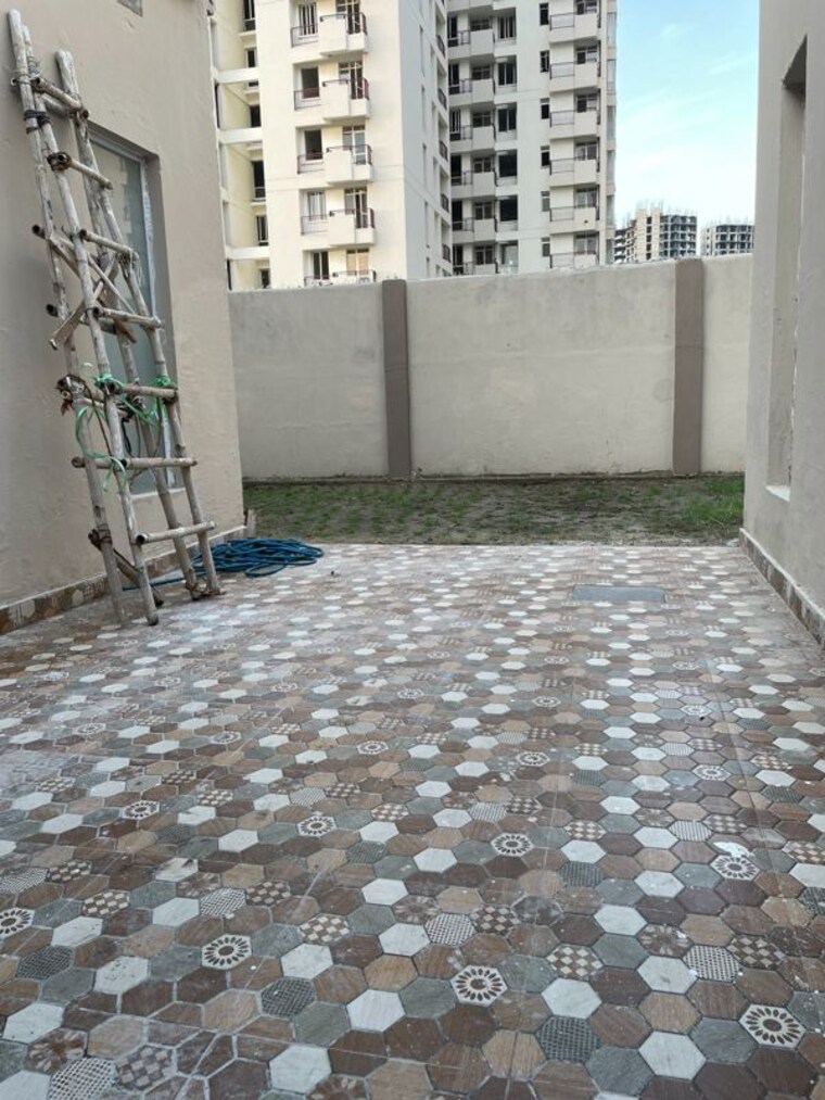  Parking, jaypee-kensington-park-plot 2 Bedroom 209 Sq.Ft. Independent House In Sector 133 Noida 10445329