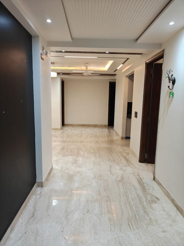 undefined, ashok vihar 5 Bedroom 4410 Sq.Ft. Builder Floor In Ashok Vihar Delhi 10445006