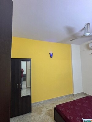 Room in 3 BHK Apartment at Loharuka Green Heights, Rajarhat New Town – for Rent