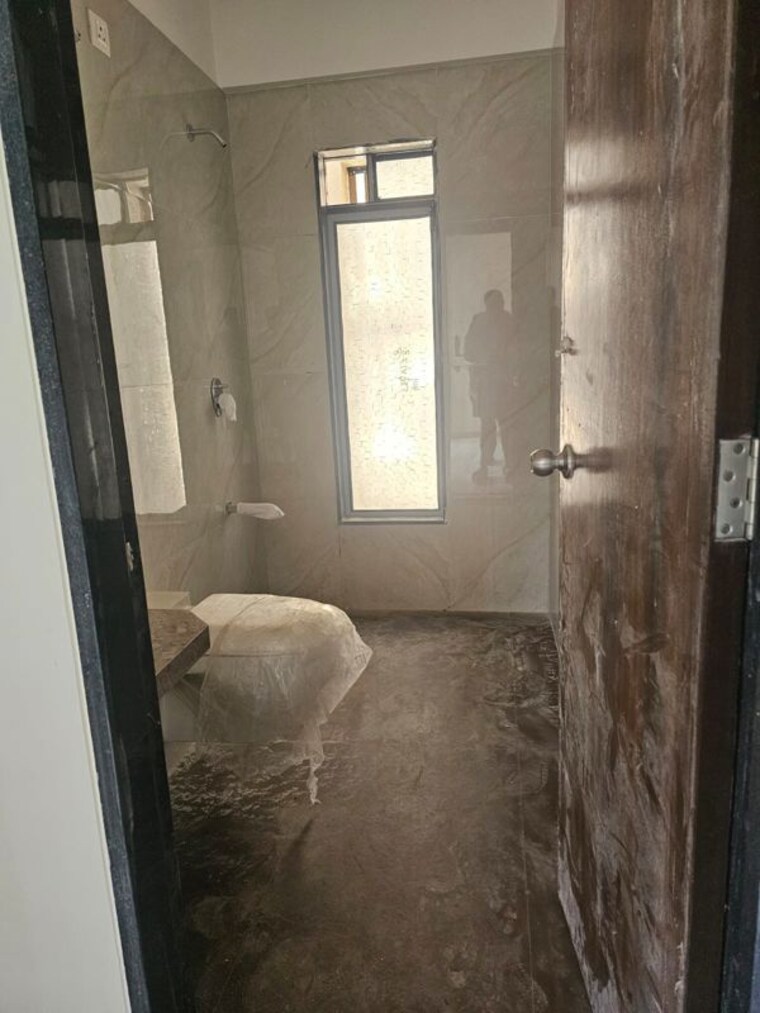 Bathroom, sabari-mira 2 Bedroom 750 Sq.Ft. Apartment In Chembur Mumbai 10445386