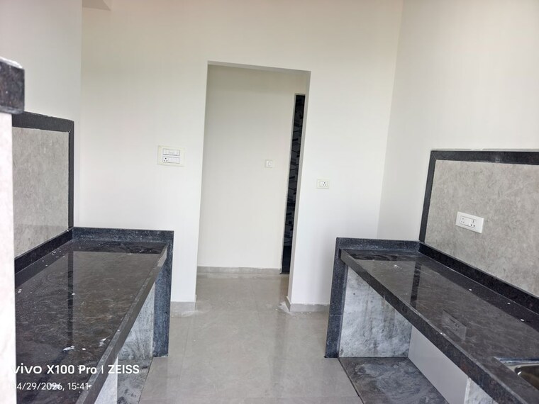 Room, damji-shamji-mahavir-spring-tulip-phase-1 2 Bedroom 716 Sq.Ft. Apartment In Pokhran Road No Two Thane 10445518