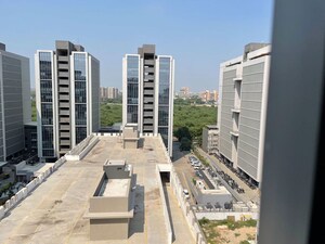  Office Space – Exterior View View at Gota - for Rent