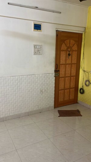 Room in 1 BHK Apartment at Kunal Apartment CHS, Bhandup East – for Rent