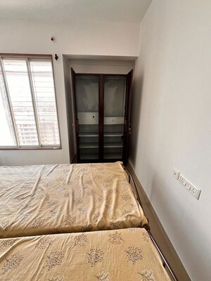 2 BHK Apartment For Rent in Puranik Hometown, Ghodbunder Road