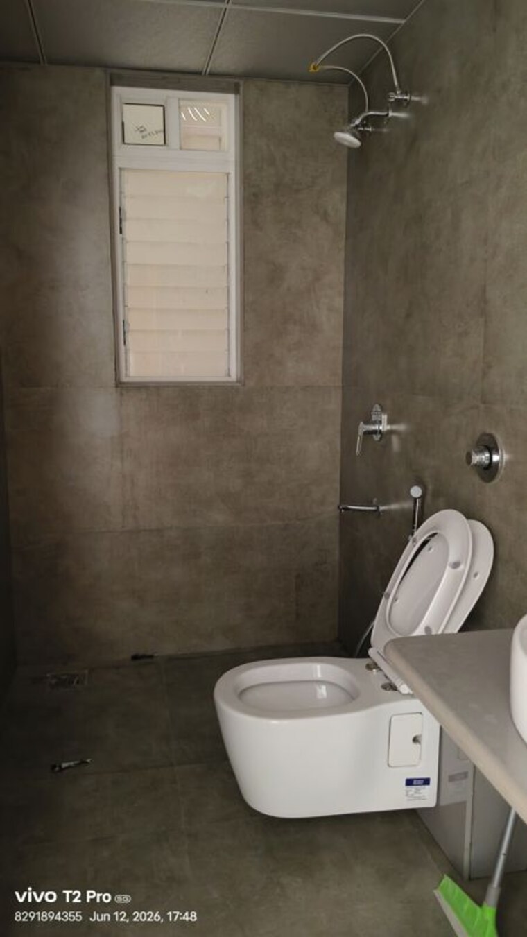 Bathroom, heritage-gold 2 Bedroom 1100 Sq.Ft. Apartment In Baner Pune 10445551