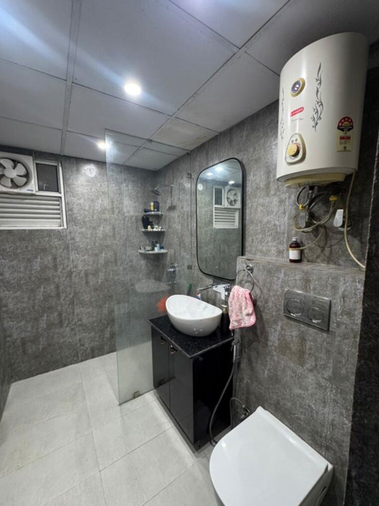 Bathroom, assotech-the-nest 3.5 Bedroom 1690 Sq.Ft. Apartment In Sain Vihar Ghaziabad 10445557