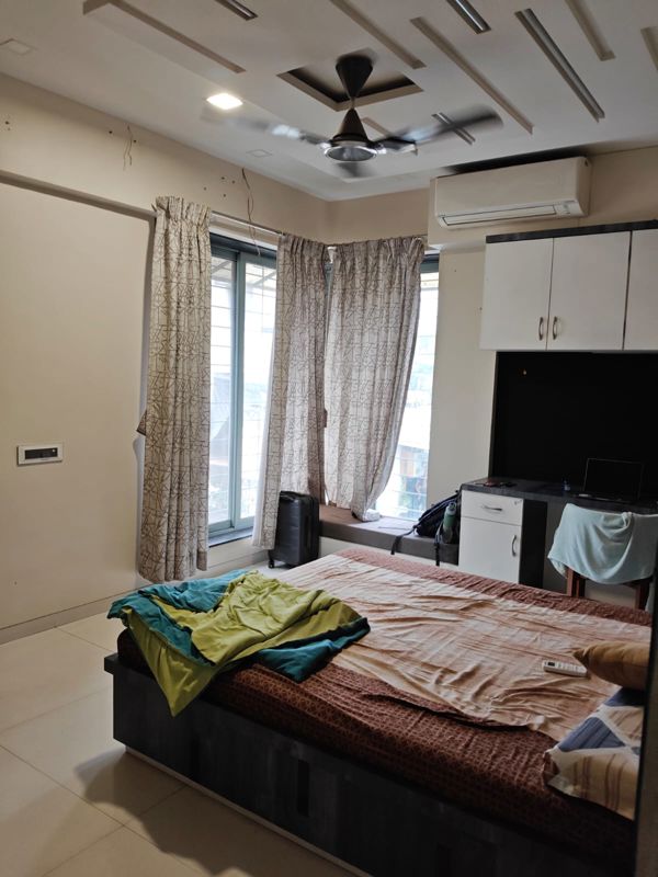 3 BHK 1600 Sq.Ft. Apartment in Lunkad Skylounge
