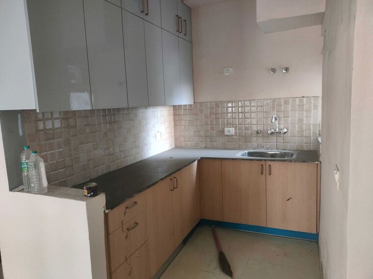 Kitchen, amrapali-high-life-2 3 Bedroom 1045 Sq.Ft. Apartment In Sector 1 Greater Noida Greater Noida 10445577