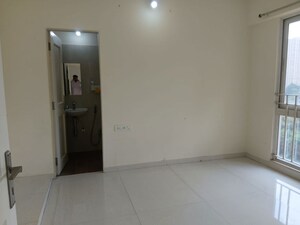 Room in 1 BHK Apartment at Vijay Orovia, Ghodbunder Road – for Rent