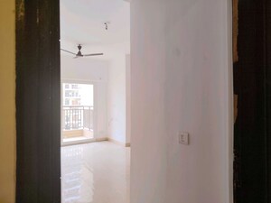 Room in 3 BHK Apartment at Ace Divino, Sector 1 Greater Noida – for Rent