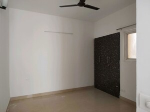 Room in 3 BHK Apartment at Ace Divino, Sector 1 Greater Noida – for Rent