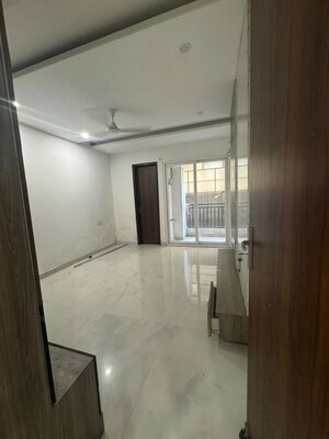 Room in 3 BHK Apartment at CRD Golden Castle, Patiala Road – for Sale