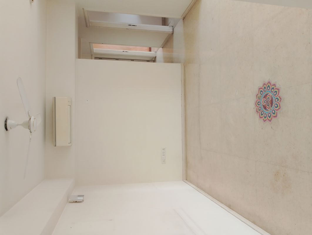 3 BHK 1750 Sq.Ft. Apartment in DLF The Skycourt