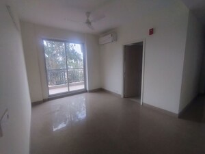 Room in 4 BHK Apartment at Bestech Park View Altura, Sector 79 – for Rent