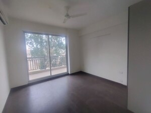 Room in 4 BHK Apartment at Bestech Park View Altura, Sector 79 – for Rent