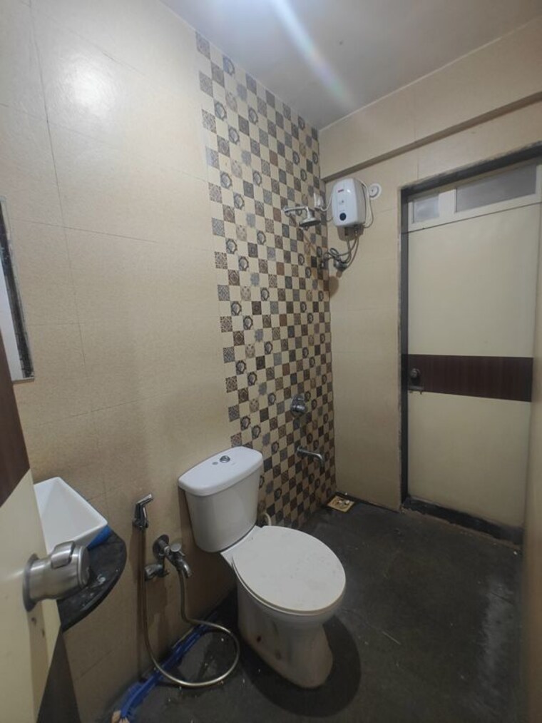 Bathroom, sangharsh-chs 3 Bedroom 1450 Sq.Ft. Apartment In Nerul Sector 25 Navi Mumbai 10445655