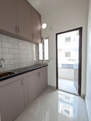 Room in 2 BHK Apartment at MSR Heights Gachibowli, Gachibowli – for Rent