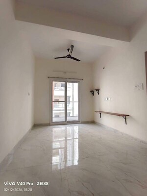 Room in 2 BHK Apartment at MSR Heights Gachibowli, Gachibowli – for Rent