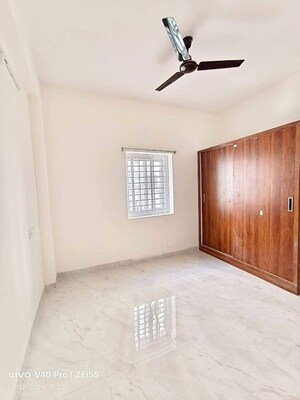 Room in 2 BHK Apartment at MSR Heights Gachibowli, Gachibowli – for Rent