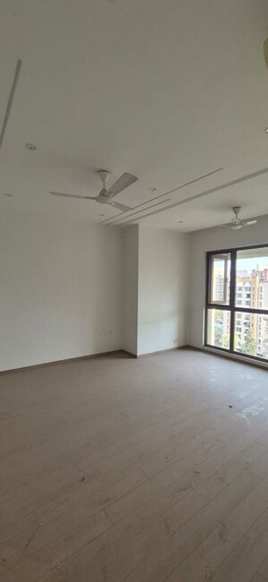 Room in 4 BHK Apartment at Panchshil One North, Magarpatta City – for Sale