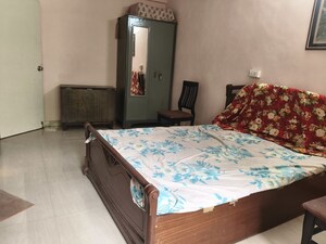 Bedroom in 2 BHK Apartment at Navyug CHS Malad, Malad West – for Rent